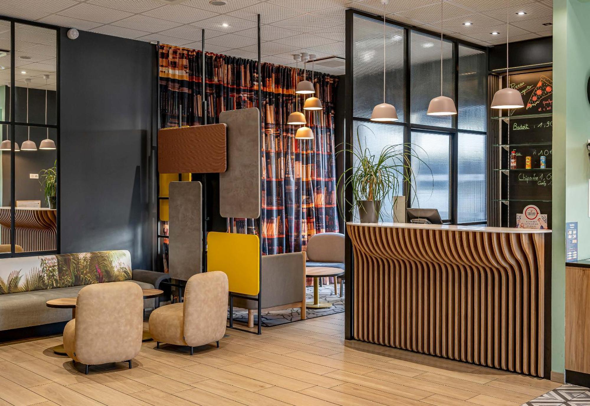 B&B Hotel Bordeaux Bassins A Flot Exterior photo